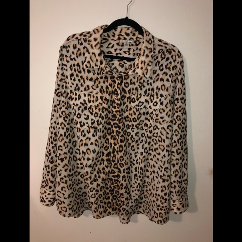 Dalia Collection Cheetah blouse